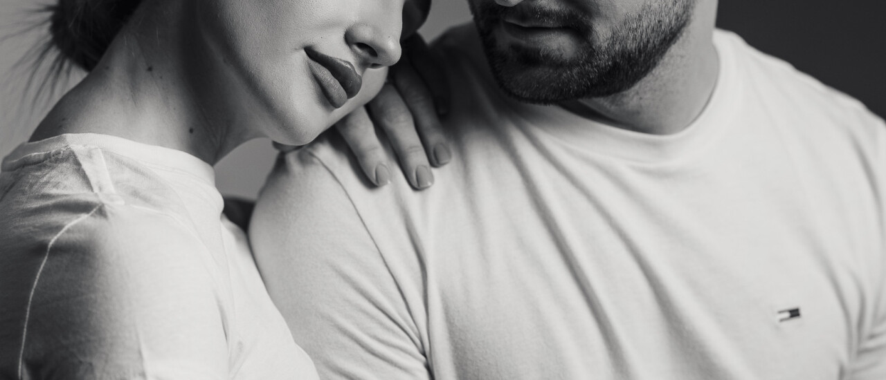 Ședință foto de cuplu în studio – Nicu & Francesca | Satu Mare