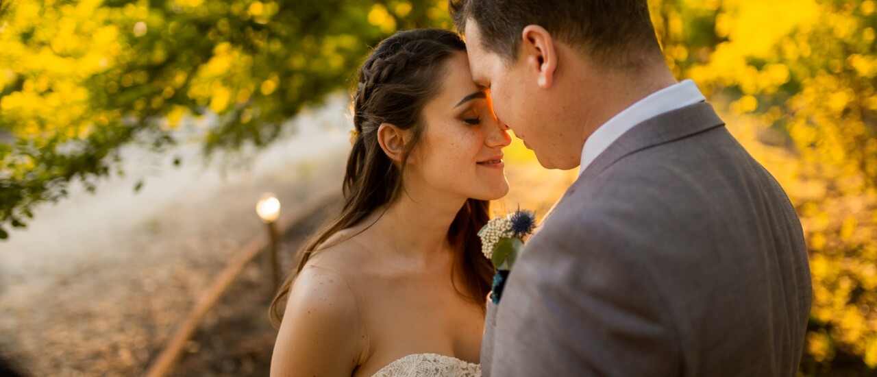 Bia & Zoli esküvői fényképei - Deák Udvarház, Budapest