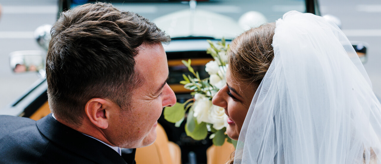 Emőke & István esküvője a No Pardon Pub udvarán