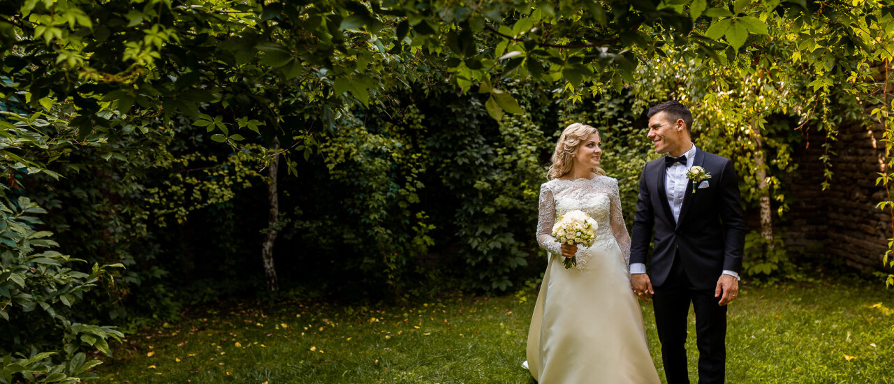 Larisa & Alex - Nuntă la Sala de evenimente Simfonia, Esedra în Satu Mare.