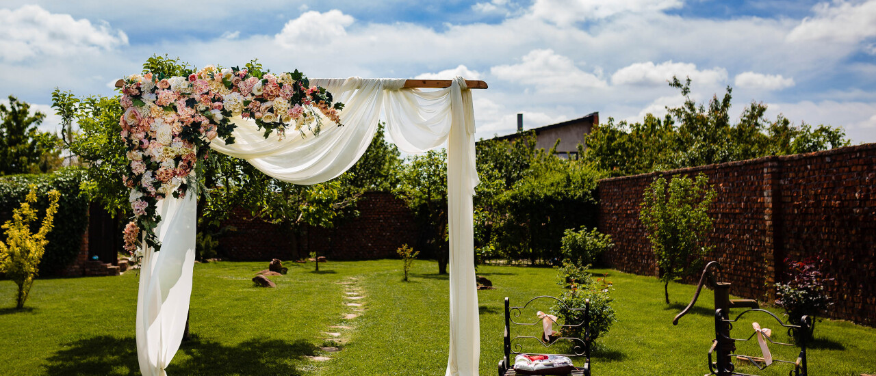 Moni & Lucian - Stare civilă și garden party