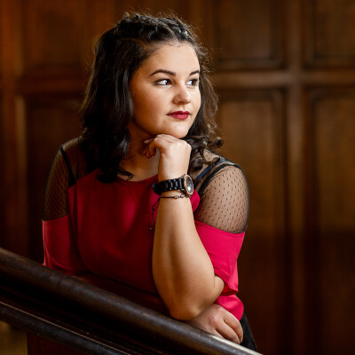 Fotografii de absolvenți la Castelul Károlyi din Carei